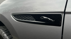 Jaguar F-Pace 2.0 D200 R-Dynamic Black 5dr Auto AWD Diesel Estate